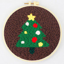 Carica l&#39;immagine nel visualizzatore di Gallery, Punch Needle Albero di Natale