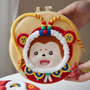 Needle Felting Scimmietta