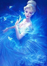 Carica l&#39;immagine nel visualizzatore di Gallery, Diamond Painting - Principessa In Blu