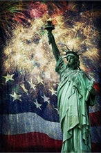 Carica l&#39;immagine nel visualizzatore di Gallery, Diamond Painting - Statua Della Libertà