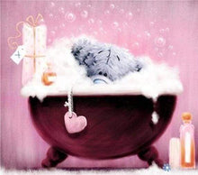 Carica l&#39;immagine nel visualizzatore di Gallery, Diamond Painting - Teddy Nella Sua Vasca Da Bagno