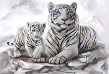 Carica l&#39;immagine nel visualizzatore di Gallery, Diamond Painting - Tigri Nella Neve
