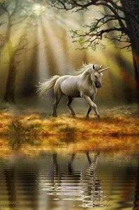 Diamond Painting - Unicorno In Riva All'Acqua